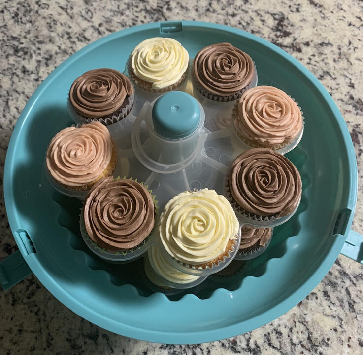 Chocolate &amp; Vanilla Cupcakes with Strawberry, Vanilla, &amp; Chocolate Buttercream