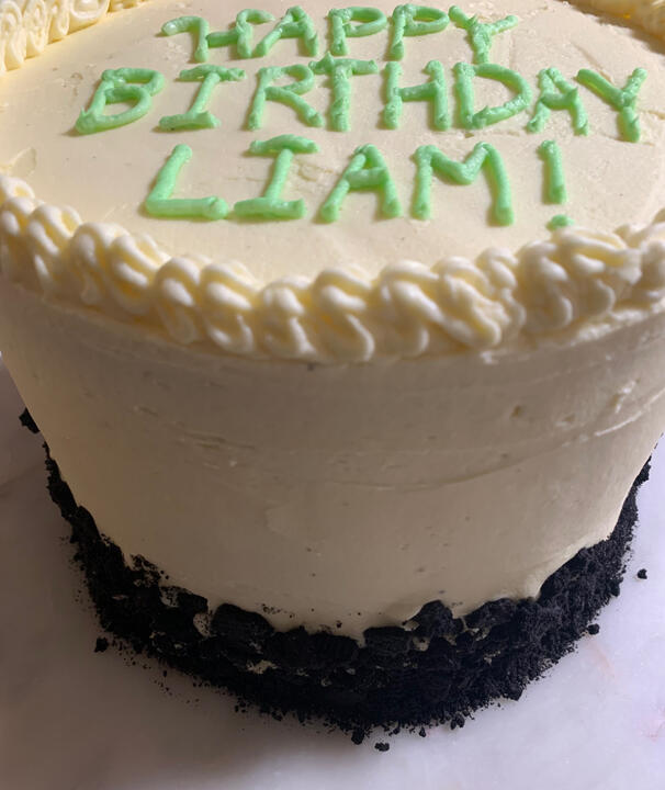 8-inch, 3-layer Hydrox Cake with Hydrox Buttercream